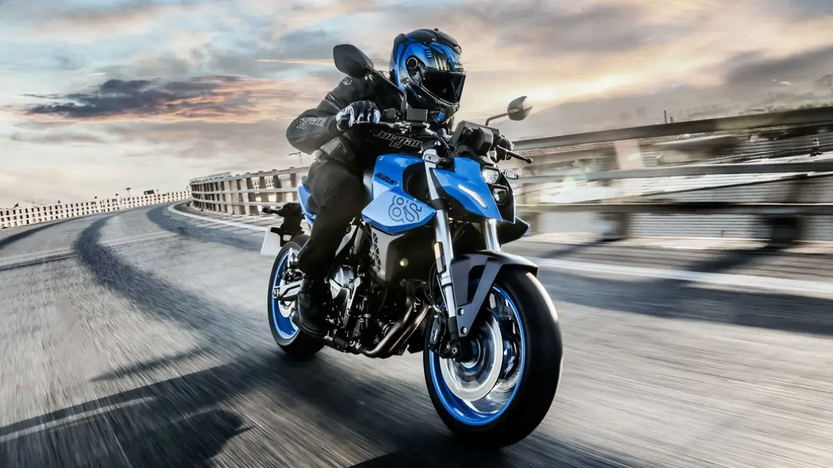 Suzuki GSX-8S